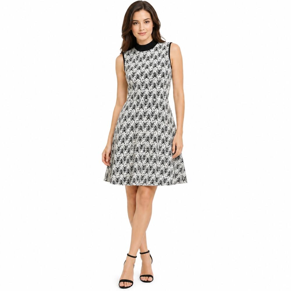 Vince Camuto Dress Small Black White Jacquard Chevron Fit Flare Stretch NWT